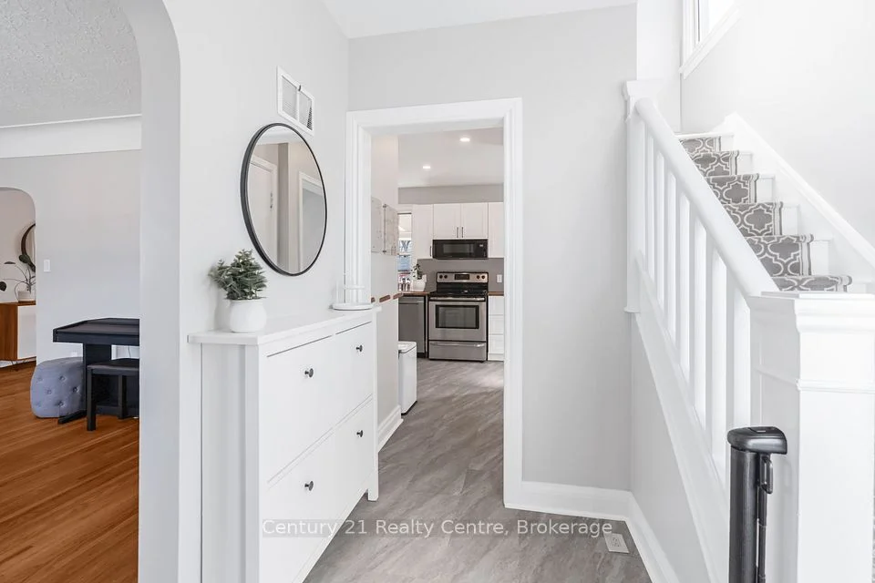 22 Northhaven Road, Welland, ON L3C 1X1