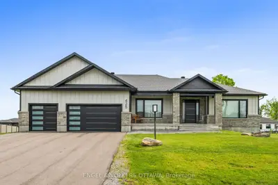 Detached in Greely - Metcalfe - Osgoode - Vernon and Area