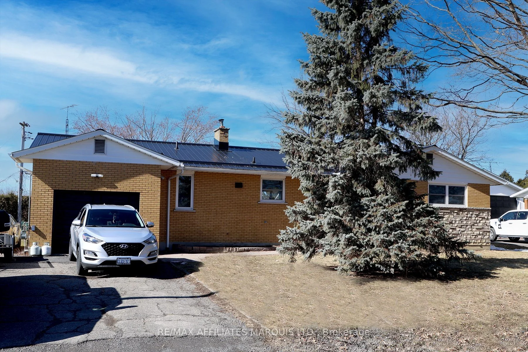 30 Meikle Street, South Dundas, On K0c 1x0