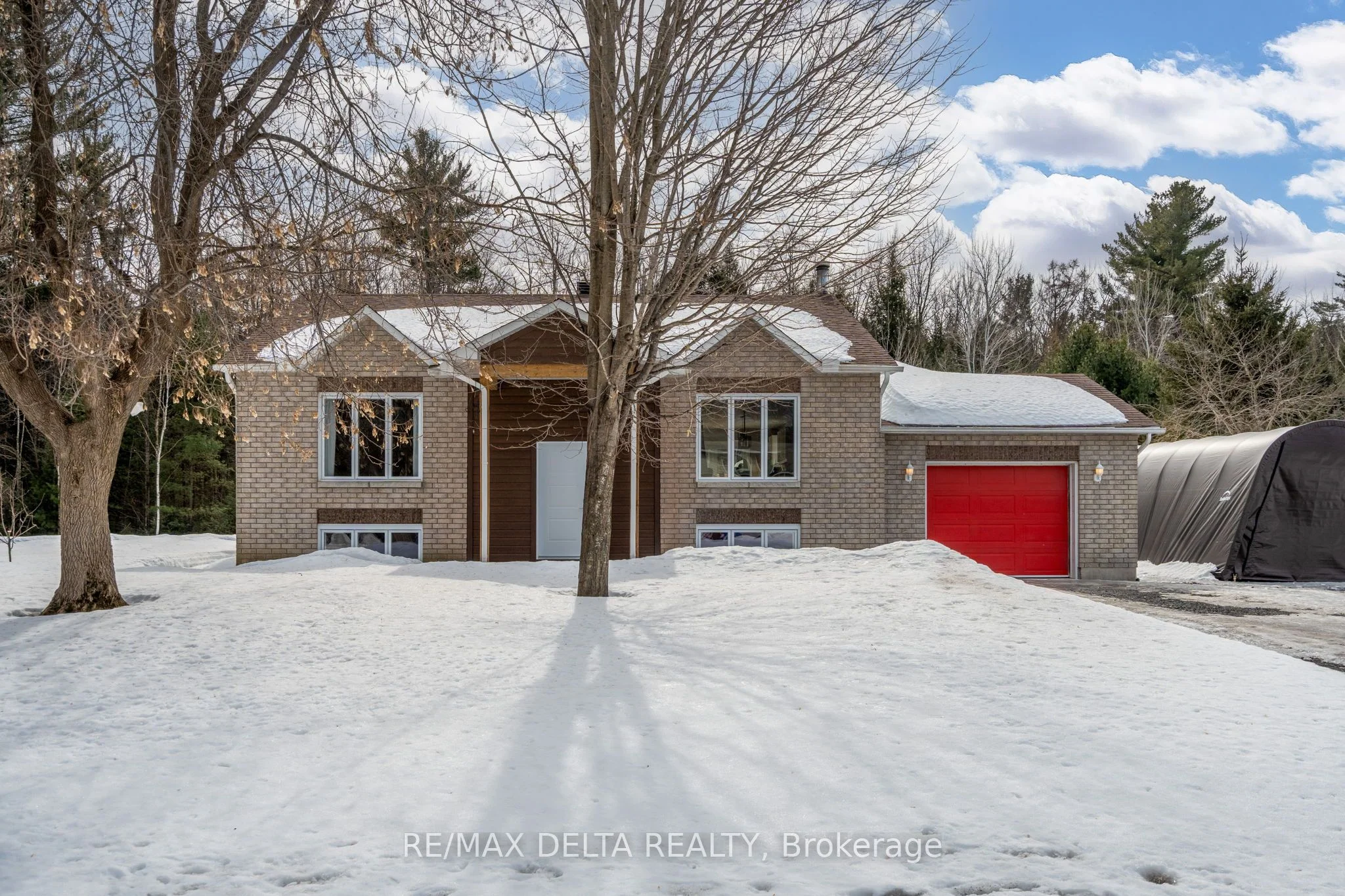 210 Cardinal Crescent, Clarence-rockland, On K4k 1k9