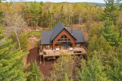 Detached in Algonquin Highlands