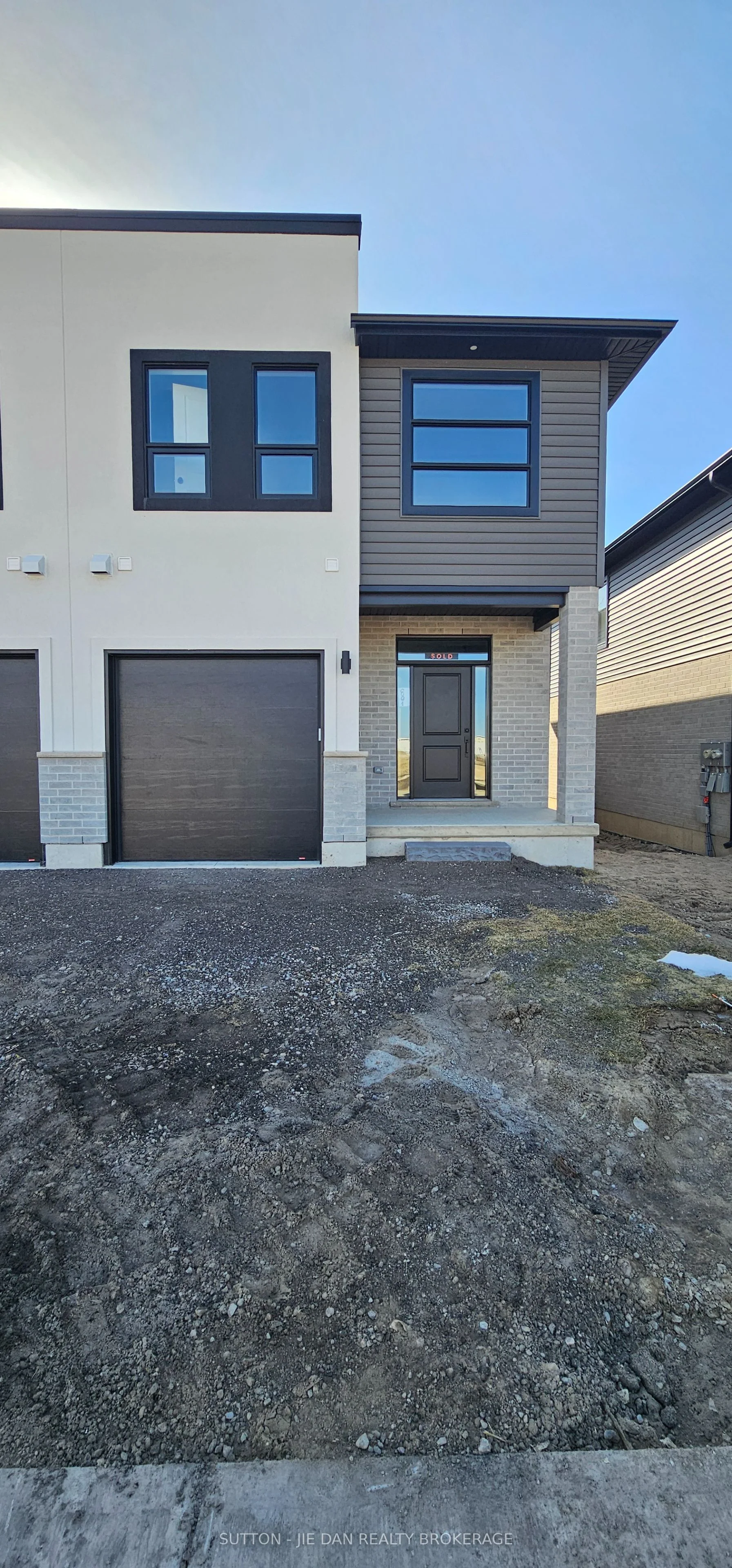 801 Catalpa Square, London North, On N6g 5b1
