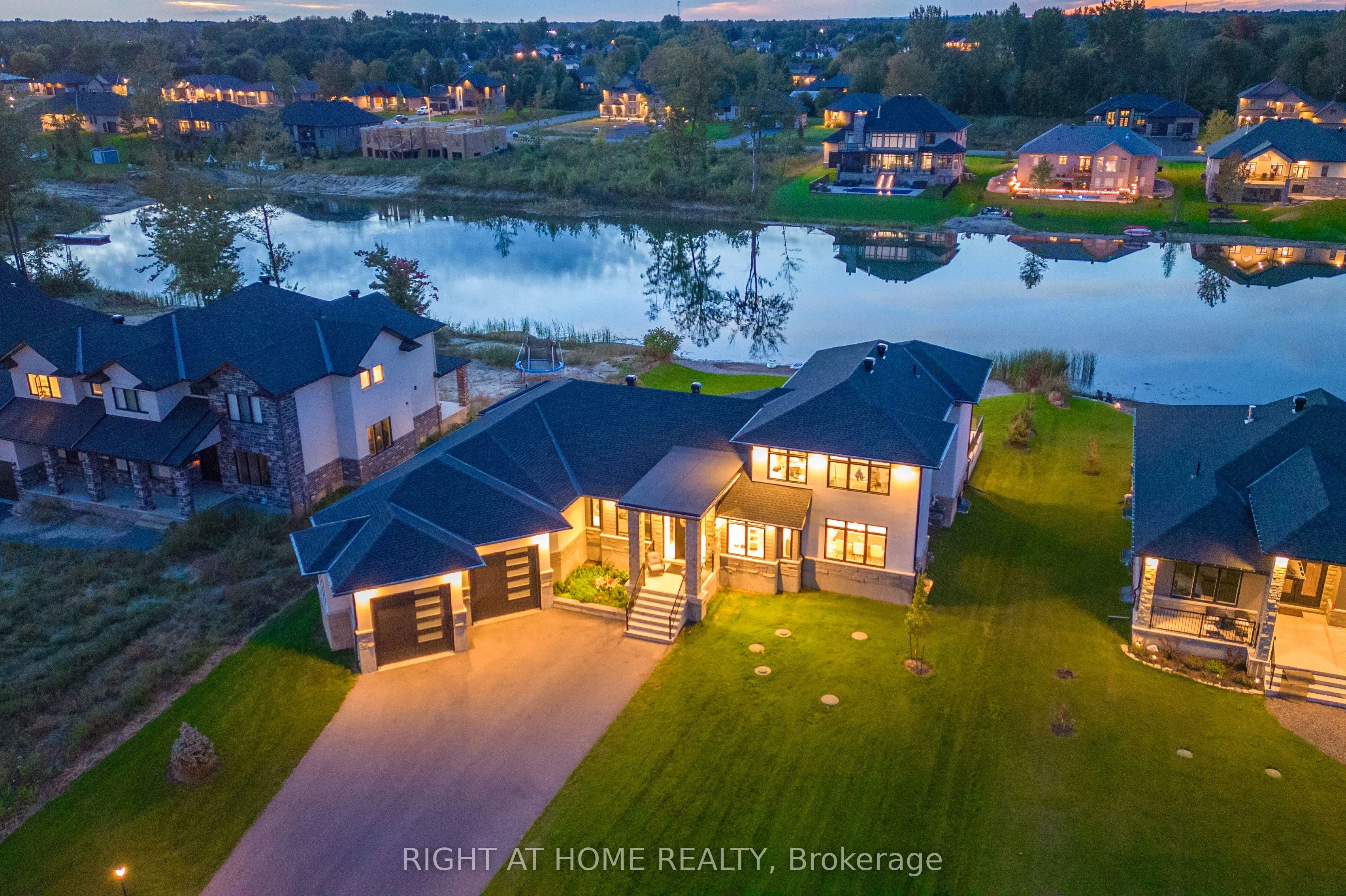 Detached in Greely - Metcalfe - Osgoode - Vernon and Area