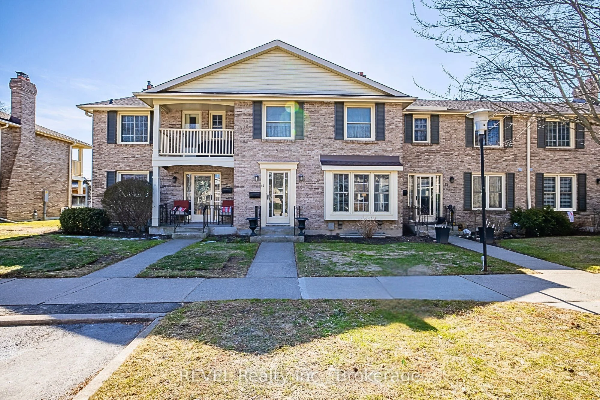 Condo Townhouse in St. Catharines