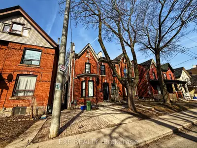 Triplex in Hamilton
