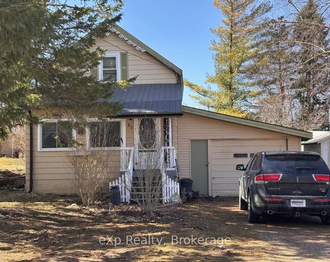 Detached in Brockton