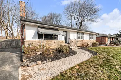 Detached in Hamilton