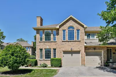 1015 Farnham Road 4, London South, On N6k 1s3