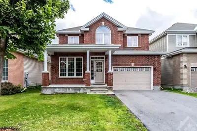135 Stedman Street, Blossom Park - Airport And Area, On K1t 0b4