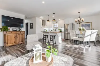 Detached in Guelph