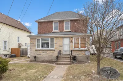 Detached in Fort Erie