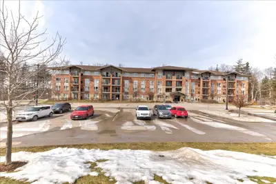 625 S St David Street S 413, Centre Wellington, On N1m 0a8
