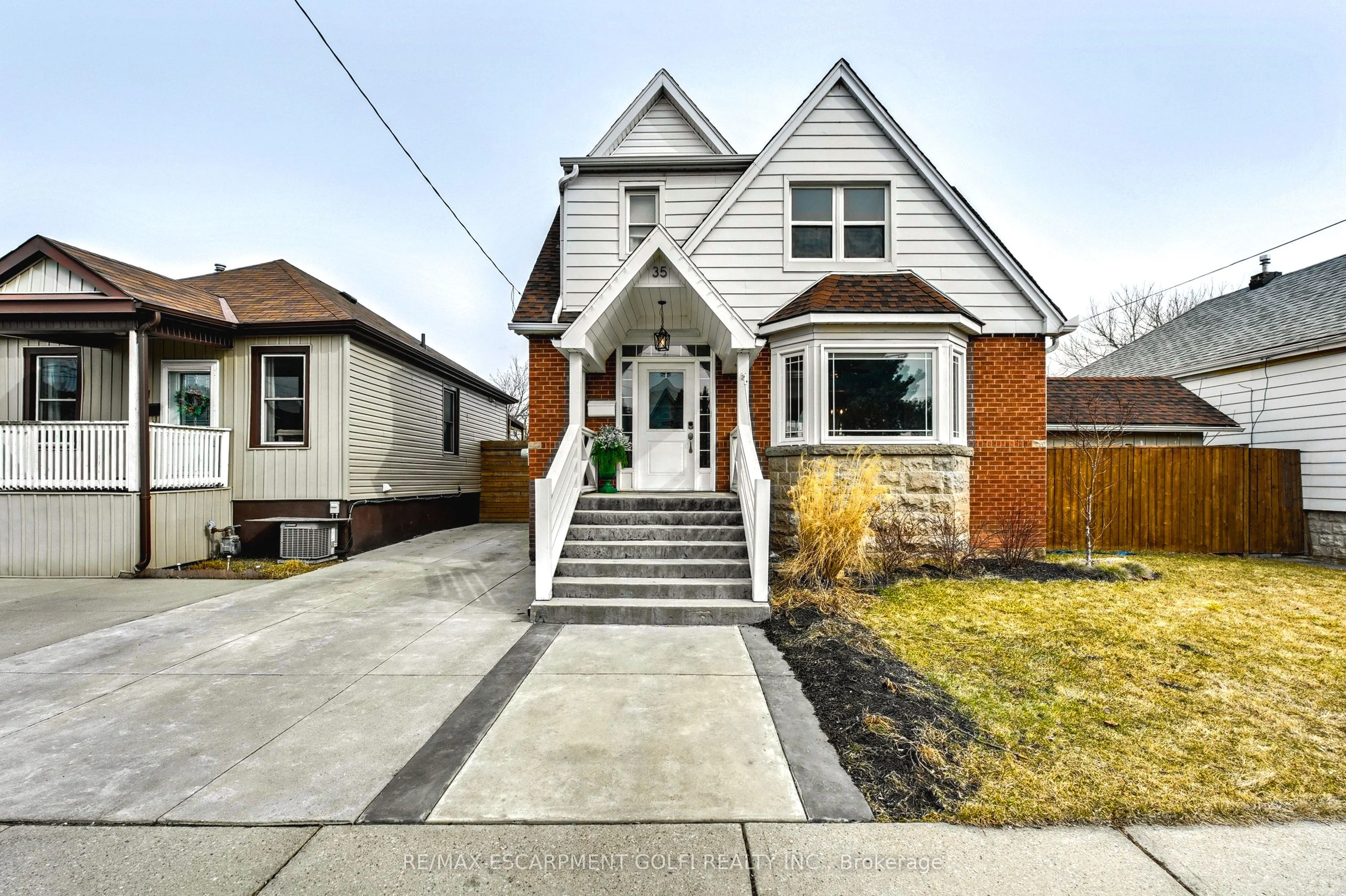 Detached in Hamilton