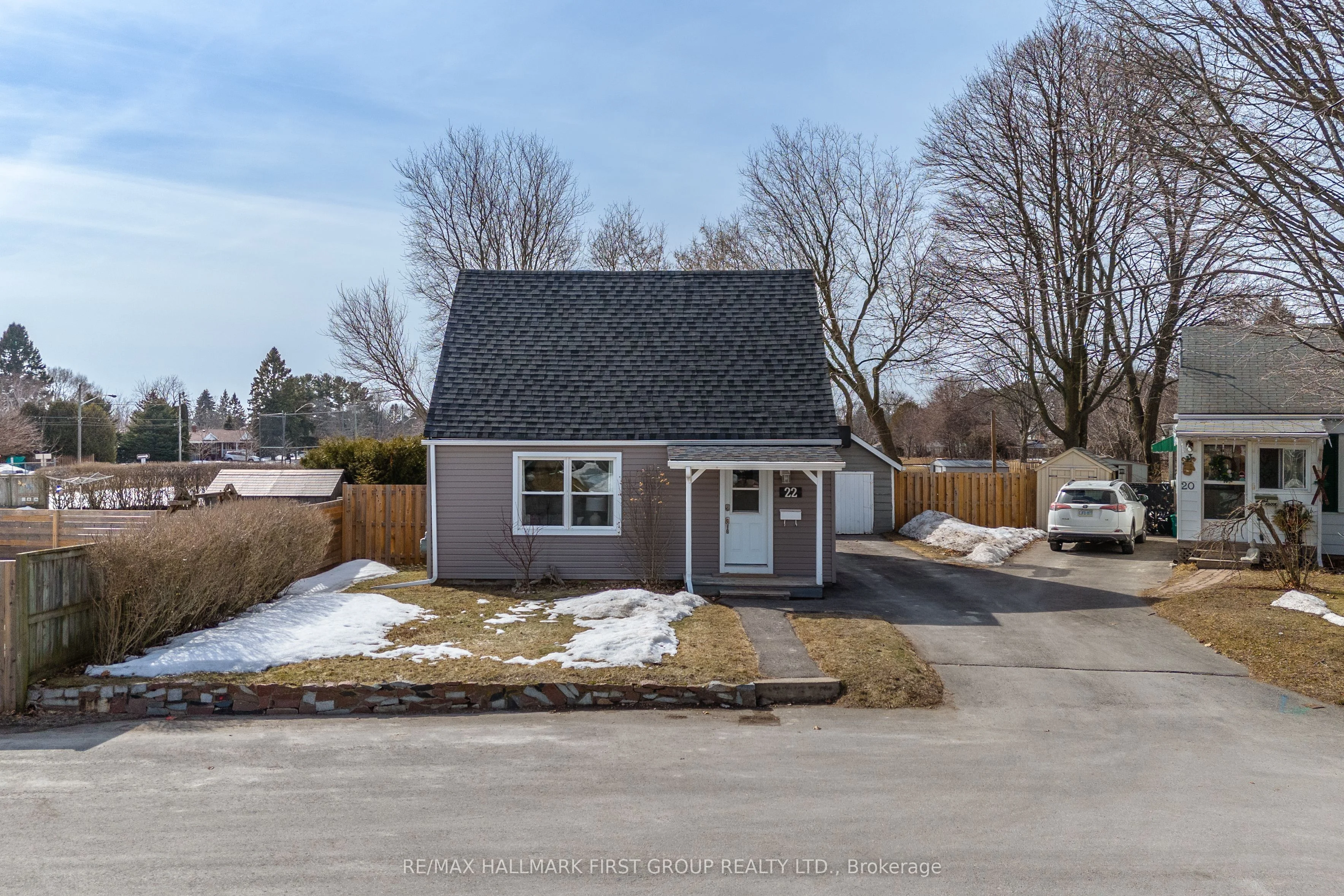 22 Percival Court, Port Hope, On L1a 2b7
