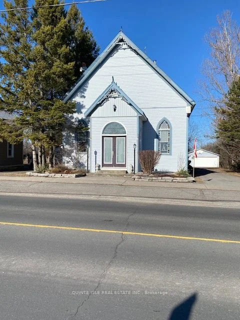 Detached in Prince Edward County