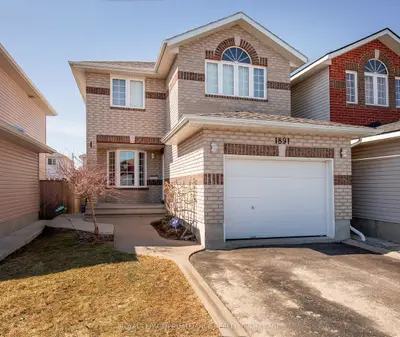 1891 Berrywood Crescent, Kingston, On K7p 3g8