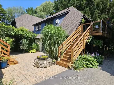 Detached in Erin