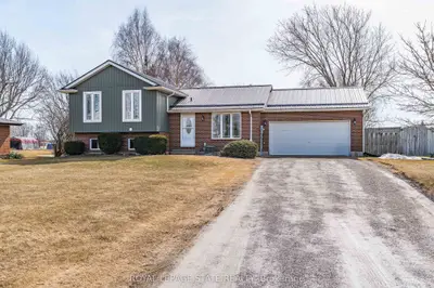 Detached in Haldimand