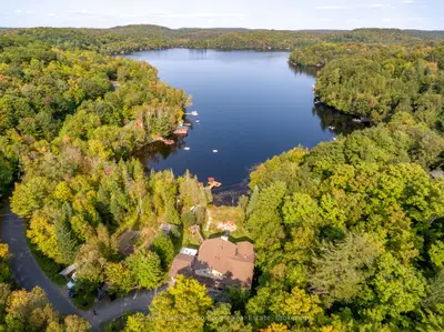 741 Harp Lake Road, Huntsville, On P1h 2b8