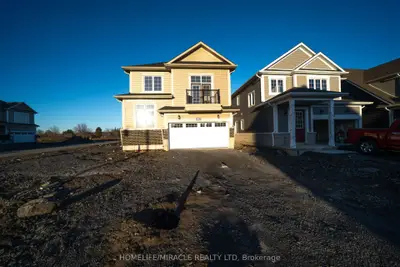 128 Oakmont Drive, Loyalist, On K0h 1g0