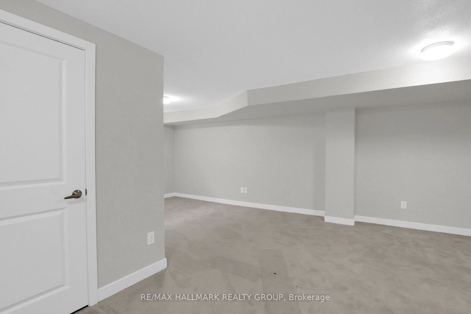 6317 Perth Street, Stittsville - Munster - Richmond, ON K0A 2Z0