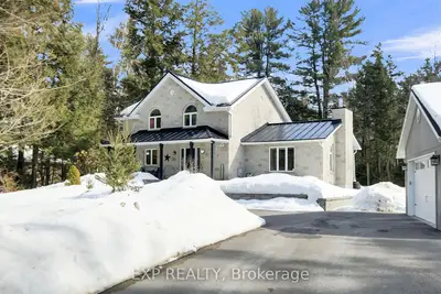 Detached in Constance Bay - Dunrobin - Kilmaurs - Woodlawn