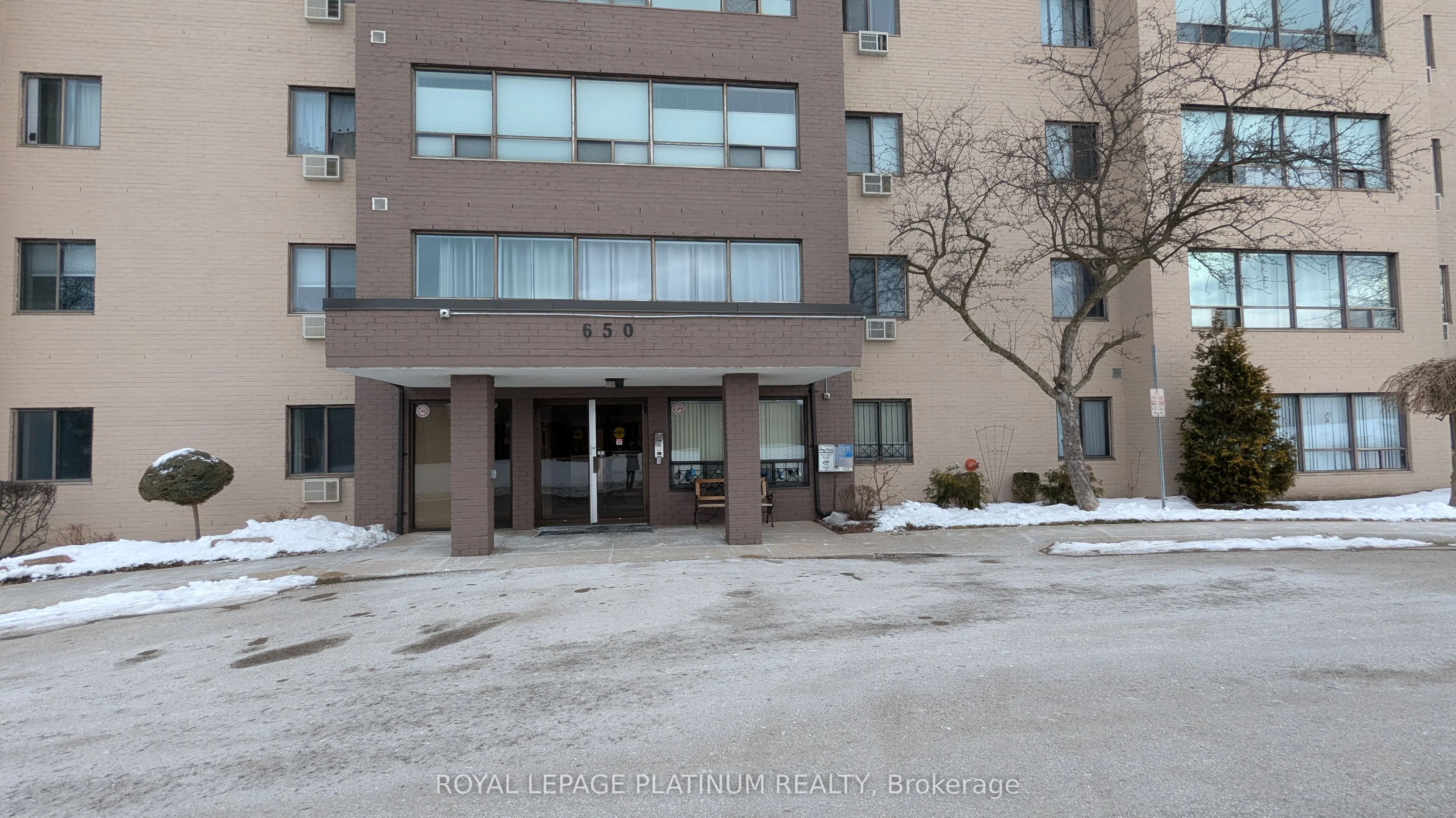 Condo Apartment in London East