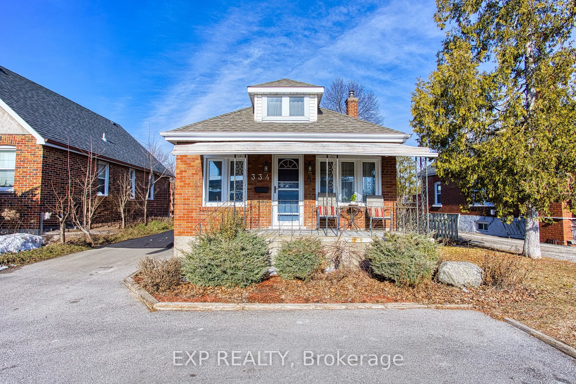 Detached in Brantford