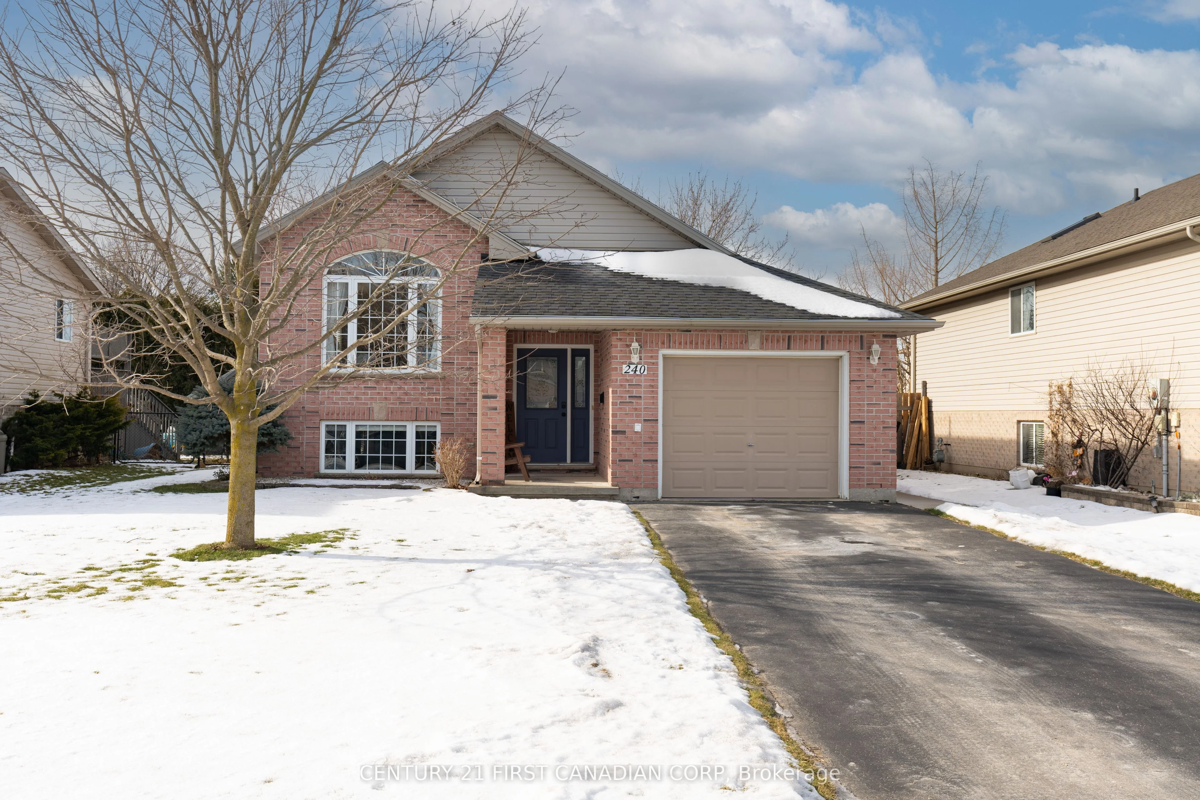 Detached in Dutton/Dunwich