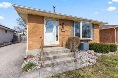66 Patience Crescent, London South, On N6e 2k9