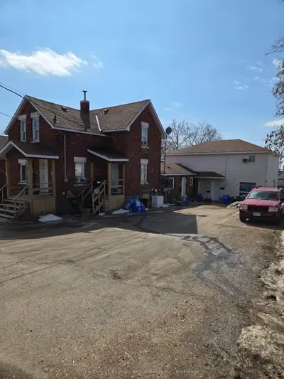 Fourplex in North Bay