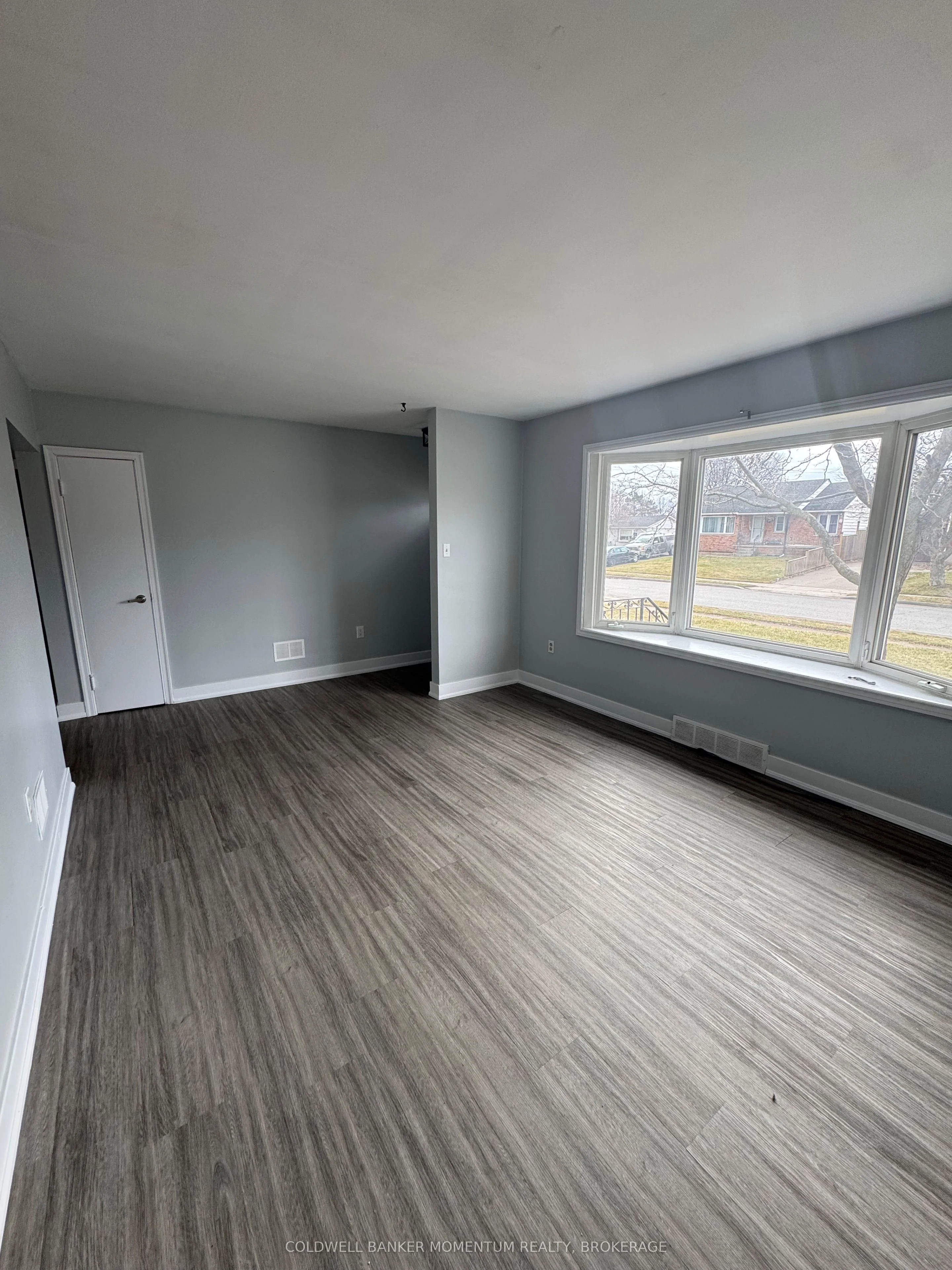 5881 Carman Street, Niagara Falls, On L2j 1s2