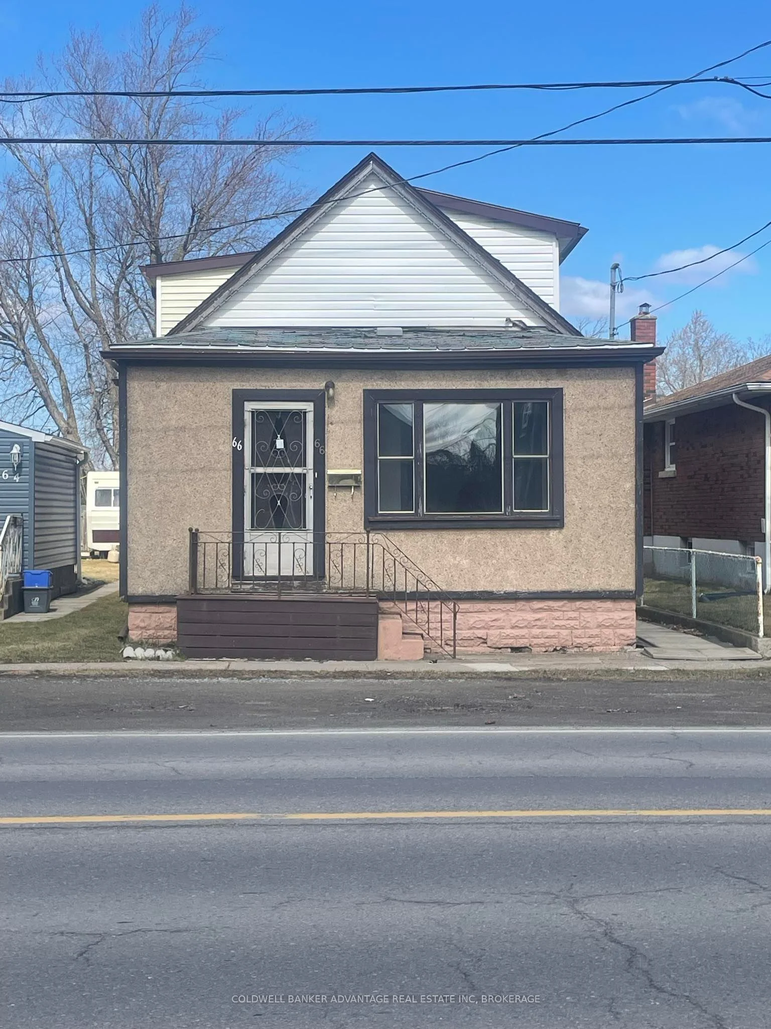 66 Lincoln Street, Welland, On L3c 5j2