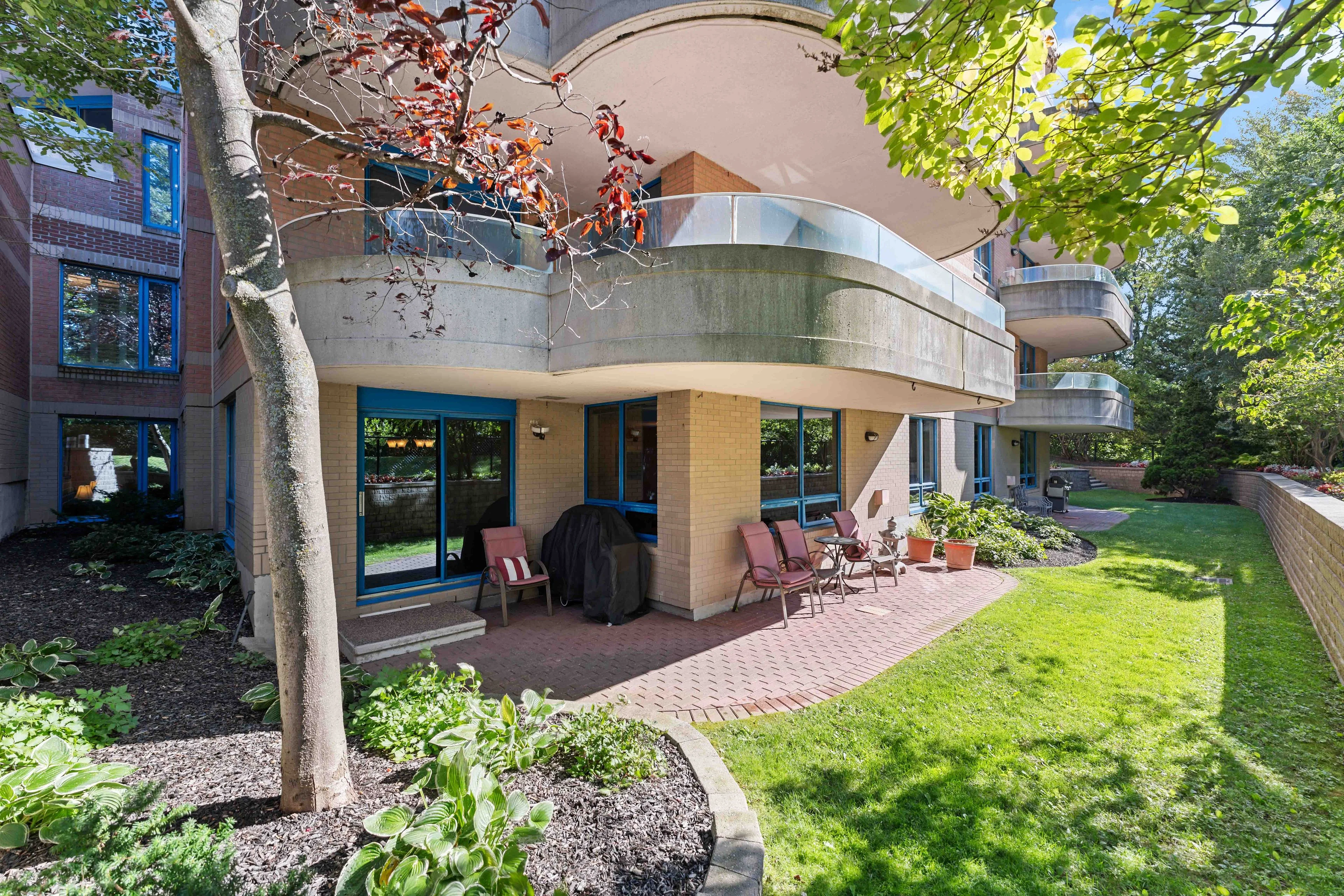 3105 Carling Avenue B-1, Crystal Bay - Rocky Point - Bayshore, On K2h 5a6