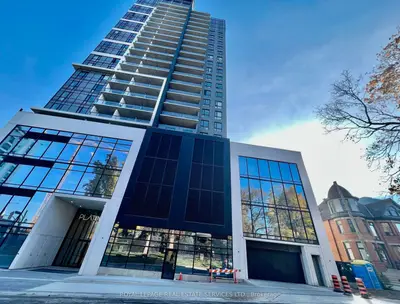 Condo Apartment in Hamilton