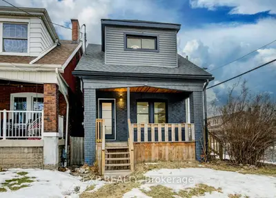 Detached in Hamilton