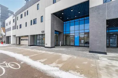Condo Apartment in Waterloo