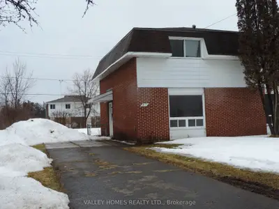 Semi-Detached in Carleton Place