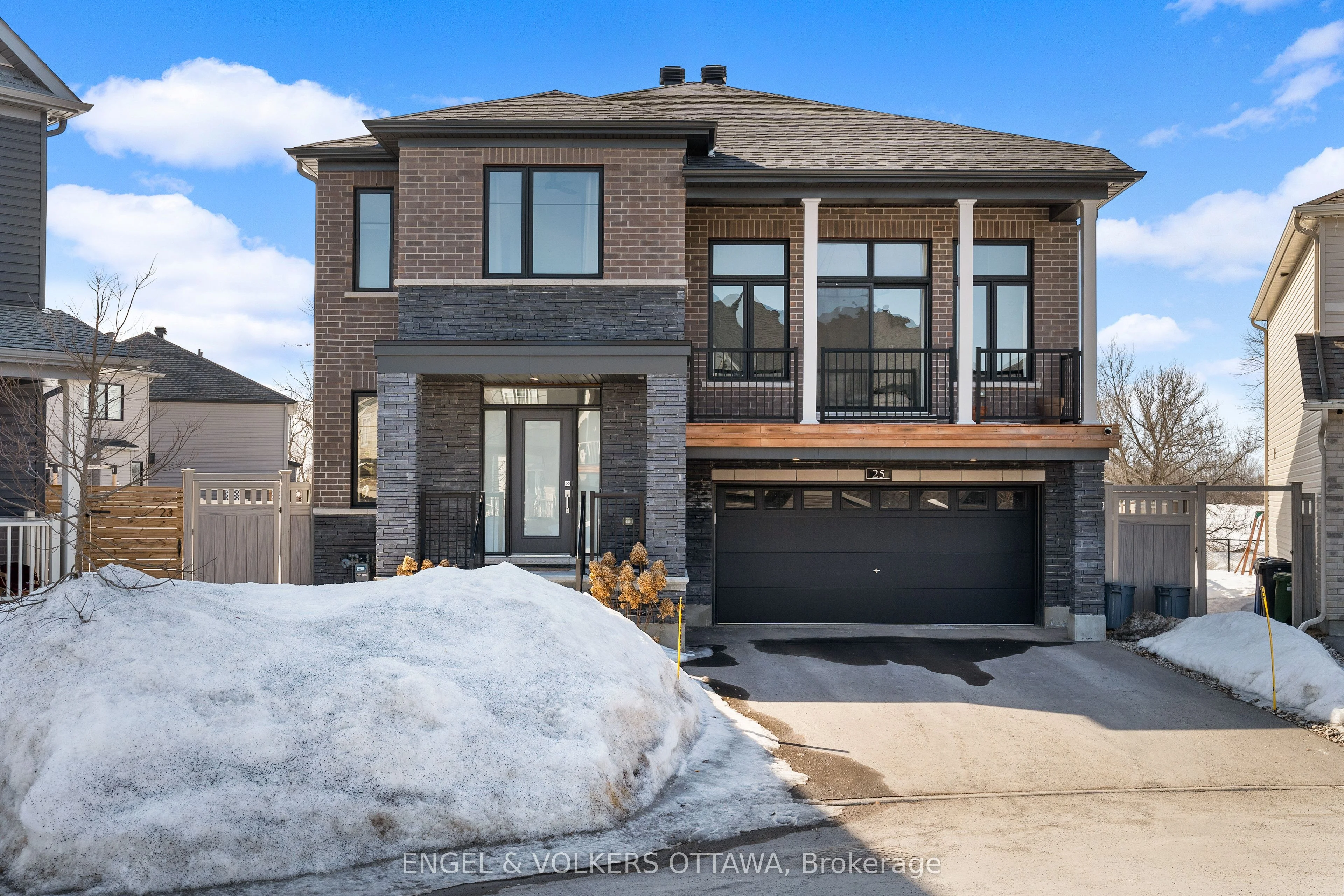 Detached in Kanata