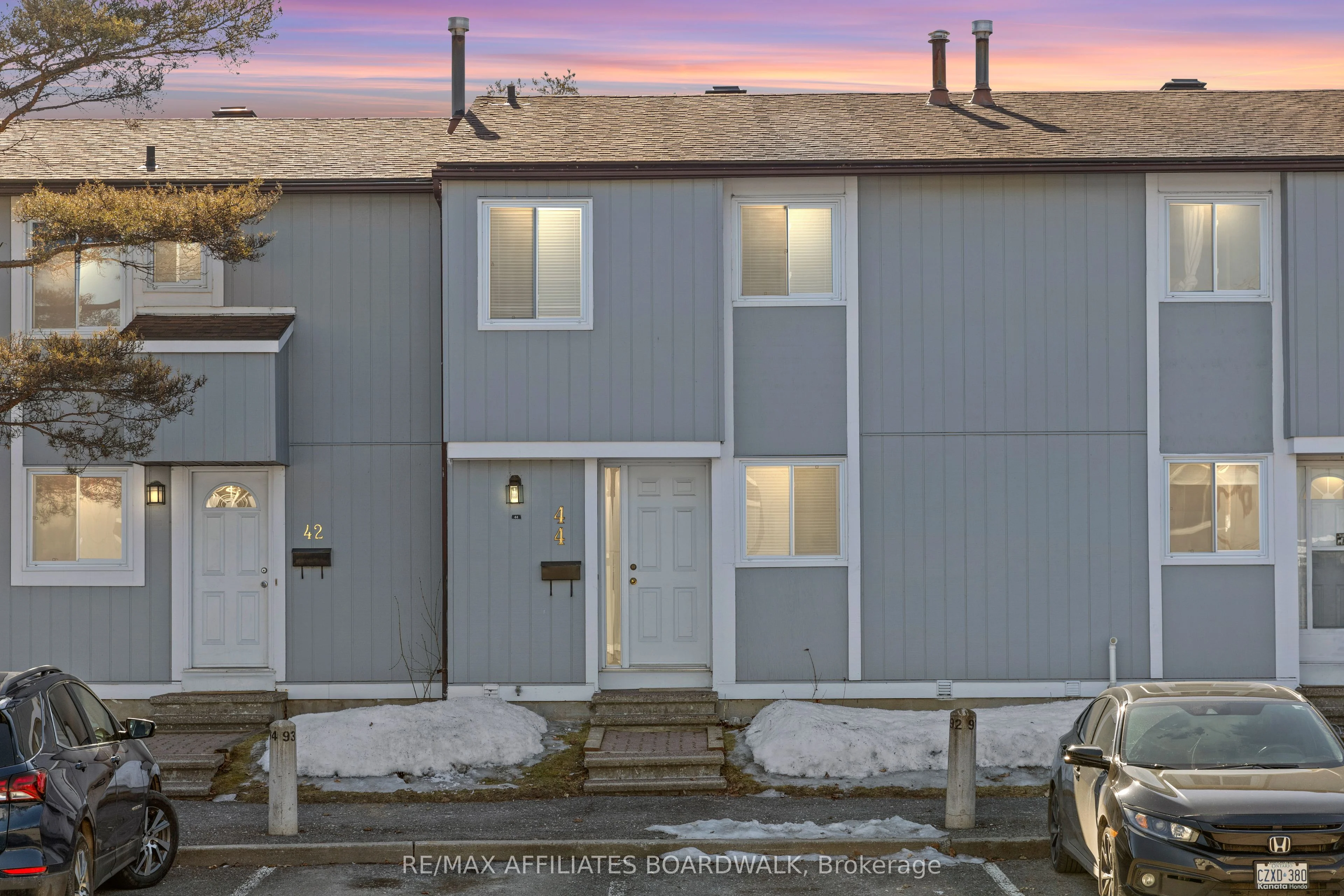 Condo Townhouse in Barrhaven