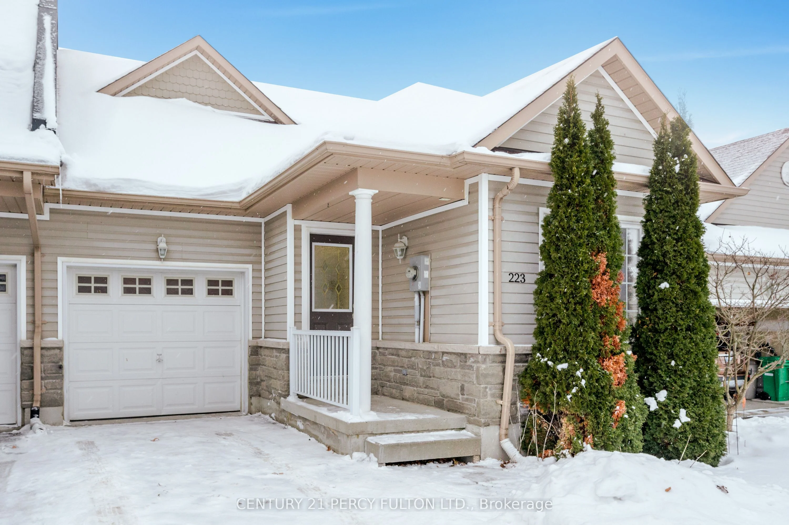 Att/Row/Townhouse in Peterborough