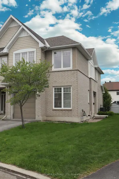 Att/Row/Townhouse in Stittsville - Munster - Richmond