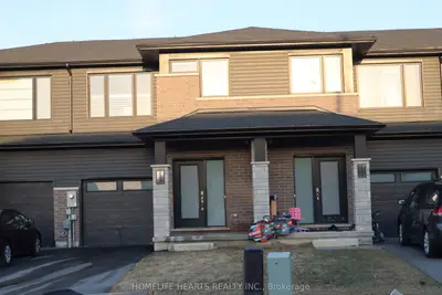 Att/Row/Townhouse in Niagara Falls