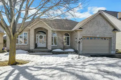 Detached in Stittsville - Munster - Richmond