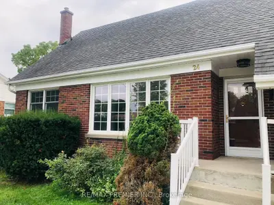 Detached in Chatham-Kent