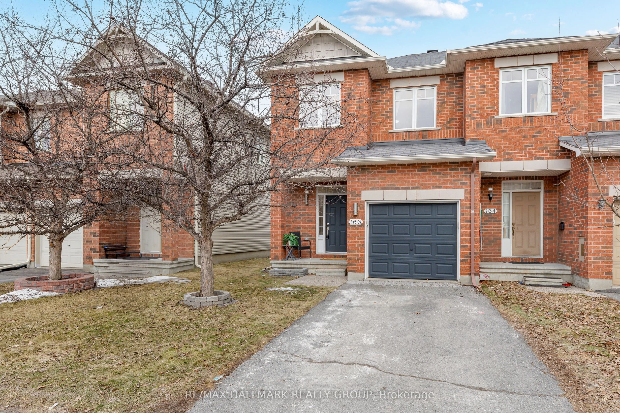 Att/Row/Townhouse in Barrhaven