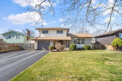 7 Prince Andrew Court, St. Catharines, On L2n 3y2