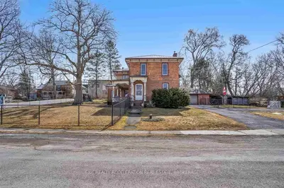 Detached in Stone Mills