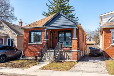 Detached in Hamilton