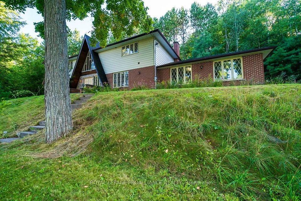 17100 Highway 41, Addington Highlands, ON, K0H 1K0